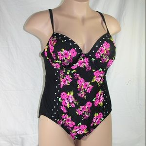 Catalina 3X Pin Up One Piece Swimsuit Underwire